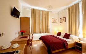 Maly Krakow Aparthotel